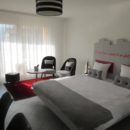 Evasion Sarl Aparthotel