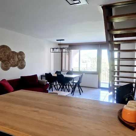 Studios & Appartements Famille - Saillon Evasion Апарт-отель 4*