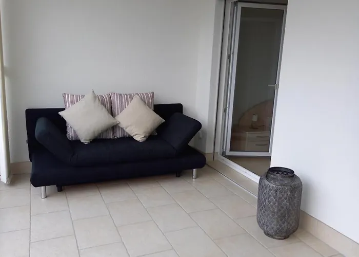 Апарт-отель Studios & Appartements Famille - Saillon Evasion 4*