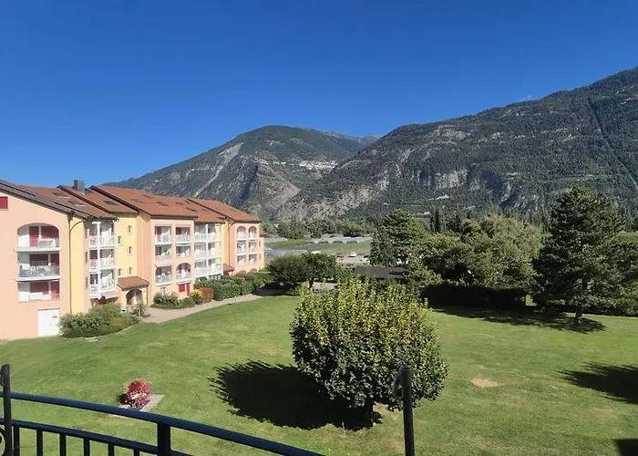 Studios & Appartements Famille - Saillon Evasion Apart Otel 4*
